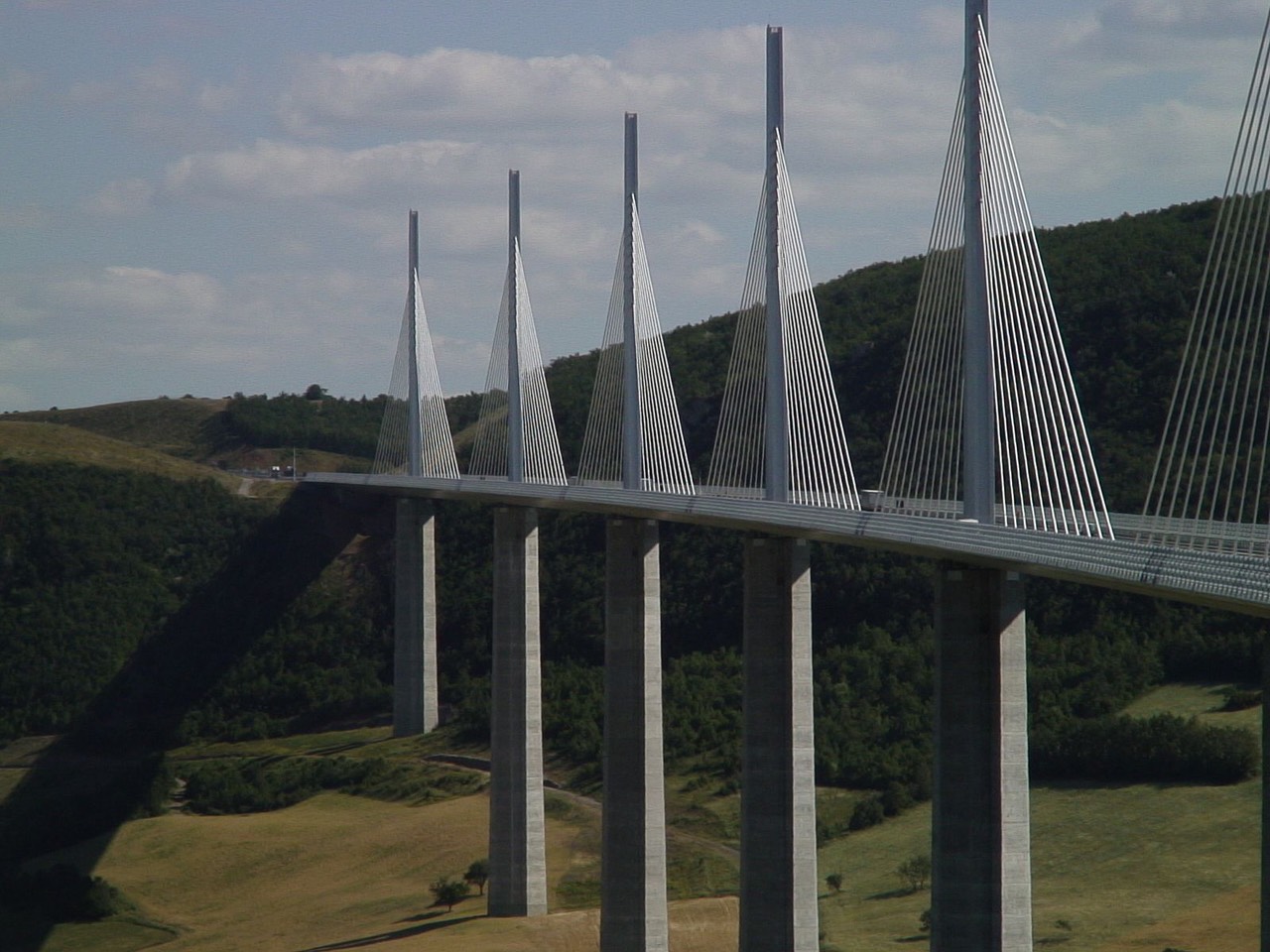 millau viaduct bridge construction